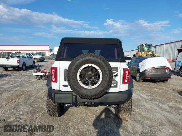 2022 Ford Bronco with VIN 1FMEE5DP7NLB41371, listed as a IAAI auction lot 41575668 with 5,168 mi miles. Bid and sale history available at carsss.com. Image 16.