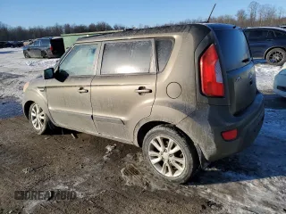2013 Kia Soul with VIN KNDJT2A56D7527149, listed as a Copart auction lot 42007935 with 85,073 mi miles and Salvage Title. Bid and sale history available at carsss.com. Image 2.