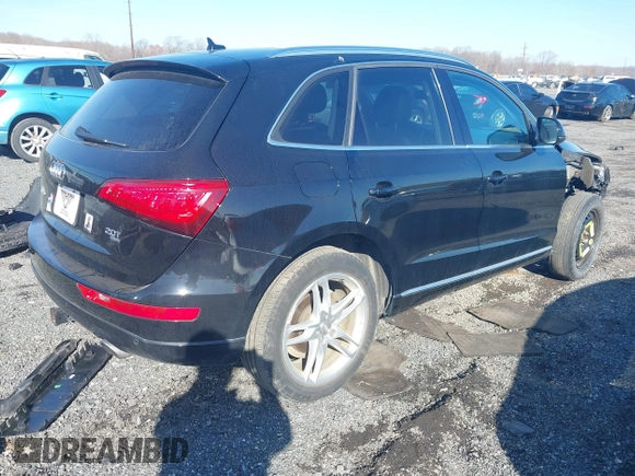 2014 Audi Q5 Premium Plus with VIN WA1LFAFPXEA073202, listed as a IAAI auction lot 41823284 with 98,779 mi miles. Bid and sale history available at carsss.com. Image 4.