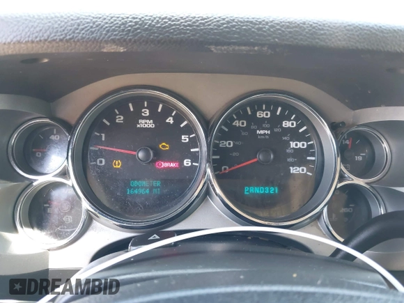 2007 Chevrolet Silverado 1500 LT w/2LT with VIN 2GCEC19JX71663055, listed as a IAAI auction lot 42192320 with 164,964 mi miles. Bid and sale history available at carsss.com. Image 7.