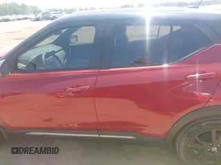 2020 Nissan Kicks SR z VIN 3N1CP5DV7LL537888, wystawiony jako IAAI lot #42156224 z przebiegiem 44 844 mil mil oraz . Historia ofert i sprzedaży dostępna na DreamBid. Obrazek 15.