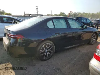 2024 BMW i5 M60 with VIN WBY43FK02RCR61881, listed as a Copart auction lot 71092944 with 0 mi miles and Salvage Title. Bid and sale history available at carsss.com. Image 3.