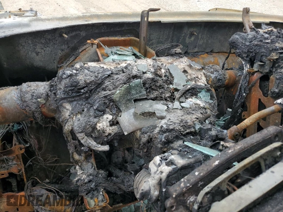 2010 Ford F-150 XL с VIN 1FTFX1EVXAKE29491, выставлен на аукционе Copart как лот 60683095 с пробегом Не указан миль и На запчасти • Non repairable. История ставок и продаж доступна на DreamBid. Изображение 9.
