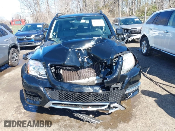 2013 Mercedes-Benz GLK with VIN WDCGG8JBXDG123692, listed as a IAAI auction lot 41578447 with 210,487 mi miles. Bid and sale history available at carsss.com. Image 12.