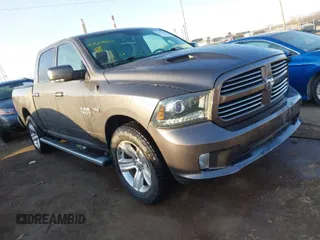 2016 Ram 1500 Sport z VIN 1C6RR7MT6GS166460, wystawiony jako IAAI lot #41739852 z przebiegiem 129 056 mil mil oraz . Historia ofert i sprzedaży dostępna na DreamBid. Obrazek 1.