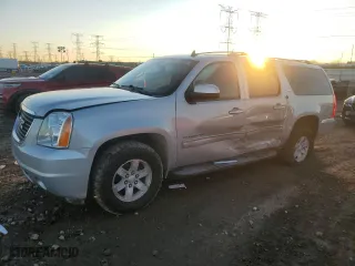 2013 GMC Yukon XL SLT with VIN 1GKS2KE76DR330896, listed as a Copart auction lot 81113974 with 105,075 mi miles and Salvage Title. Bid and sale history available at carsss.com. Image 1.