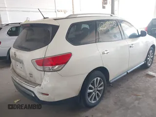 2015 Nissan Pathfinder SL z VIN 5N1AR2MM6FC658766, wystawiony jako IAAI lot #42019595 z przebiegiem 126 150 mil mil oraz . Historia ofert i sprzedaży dostępna na DreamBid. Obrazek 4.