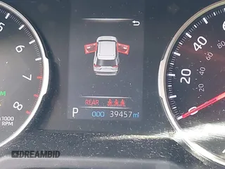 2021 Toyota RAV4 XLE с VIN 2T3P1RFV2MC177476, выставлен на аукционе IAAI как лот 42603949 с пробегом 39 457 миль миль и . История ставок и продаж доступна на DreamBid. Изображение 15.