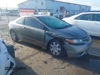 2008 Honda Civic Cpe LX with VIN 2HGFG11618H562819, listed as a IAAI auction lot 41977498 with 234,274 mi miles. Bid and sale history available at carsss.com. Image 1.