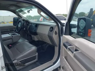 2010 Ford F-250 XL with VIN 1FTSW2A54AEB28310, listed as a IAAI auction lot 39184370 with 96,828 mi miles and . Bid and sale history available at DreamBid. Image 5.