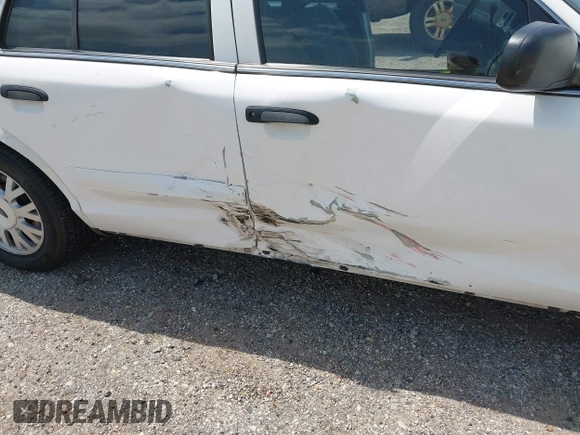 2008 Ford Police Interceptor с VIN 2FAFP71V98X142469, выставлен на аукционе IAAI как лот 42013775 с пробегом 287 577 миль миль и . История ставок и продаж доступна на DreamBid. Изображение 6.