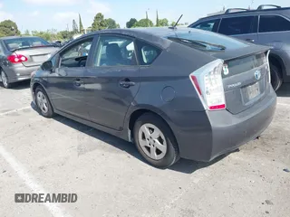 2011 Toyota Prius I with VIN JTDKN3DU2B0279835, listed as a IAAI auction lot 42261649 with 201,749 mi miles and . Bid and sale history available at DreamBid. Image 3.