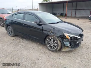 2019 Hyundai Elantra SEL with VIN 5NPD84LF3KH424053, listed as a IAAI auction lot 41467524 with 82,943 mi miles. Bid and sale history available at carsss.com. Image 1.