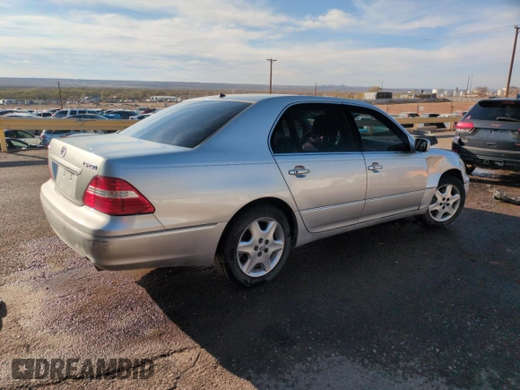 2004 Lexus LS 430 with VIN JTHBN36F040158835, listed as a Copart auction lot 49911385 with 204,326 mi miles and Salvage Title. Bid and sale history available at DreamBid. Image 3.