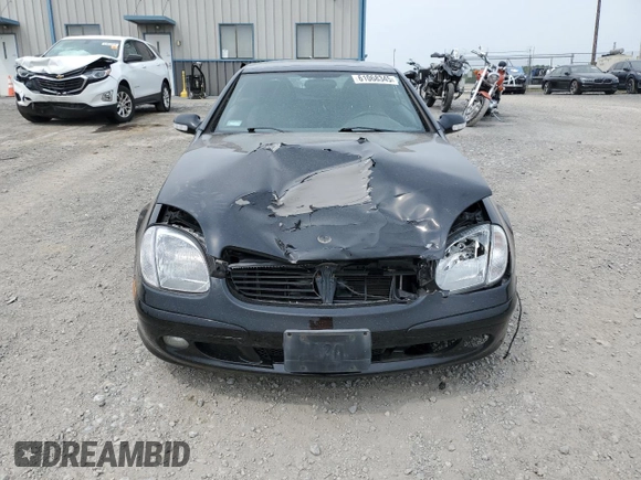 2002 Mercedes-Benz SLK 320 with VIN WDBKK65FX2F237273, listed as a Copart auction lot 61068345 with 193,304 mi miles and Salvage title. Bid and sale history available at DreamBid. Image 5.