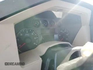 2010 Ford F-250 XL z VIN 1FTSX2BY5AEA13768, wystawiony jako Copart lot #85001124 z przebiegiem Nie podano mil oraz Szkoda całkowita • Salvage title. Historia ofert i sprzedaży dostępna na DreamBid. Obrazek 9.