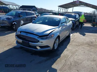 2018 Ford Fusion SE with VIN 3FA6P0LU1JR272522, listed as a IAAI auction lot 41796432 with 123,471 mi miles and . Bid and sale history available at DreamBid. Image 20.