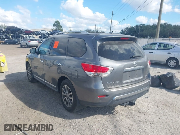 2016 Nissan Pathfinder SV with VIN 5N1AR2MN3GC600155, listed as a IAAI auction lot 41728736 with 92,479 mi miles. Bid and sale history available at carsss.com. Image 3.