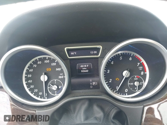 2015 Mercedes-Benz M 350 with VIN 4JGDA5HB8FA555696, listed as a IAAI auction lot 42156465 with 92,660 mi miles and . Bid and sale history available at DreamBid. Image 7.