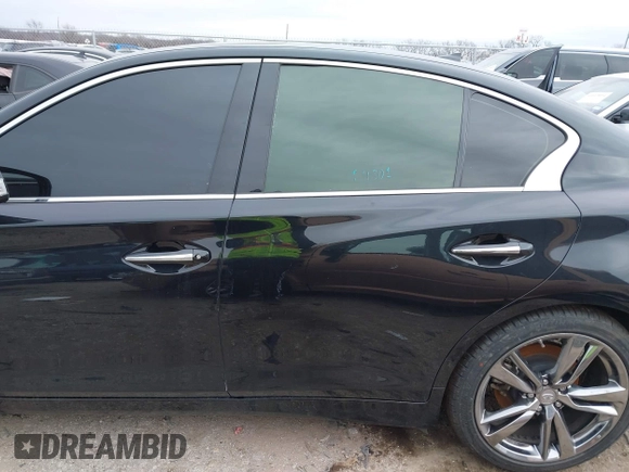 2021 Infiniti Q50 Signature Edition with VIN JN1EV7CP2MM706574, listed as a IAAI auction lot 41643762 with 33,868 mi miles and . Bid and sale history available at DreamBid. Image 14.