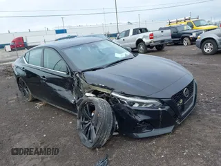 2022 Nissan Altima SR z VIN 1N4BL4CV0NN307585, wystawiony jako IAAI lot #42181332 z przebiegiem 27 494 mil mil oraz . Historia ofert i sprzedaży dostępna na DreamBid. Obrazek 1.