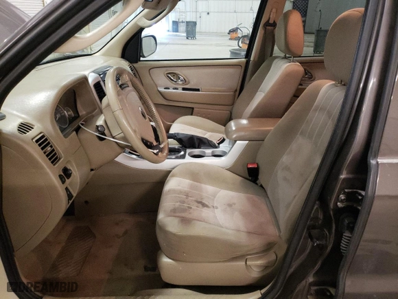 2006 Mercury Mariner Convenience with VIN 4M2YU56Z96KJ14418, listed as a Copart auction lot 47179135 with 163,557 mi miles and Salvage Title. Bid and sale history available at carsss.com. Image 7.