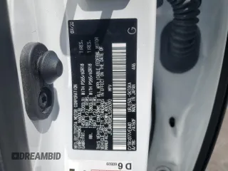 2020 Lexus GX 460 Premium z VIN JTJAM7BX5L5265092, wystawiony jako Copart lot #54736895 z przebiegiem 6 218 mil mil oraz Szkoda całkowita • Salvage title. Historia ofert i sprzedaży dostępna na DreamBid. Obrazek 13.