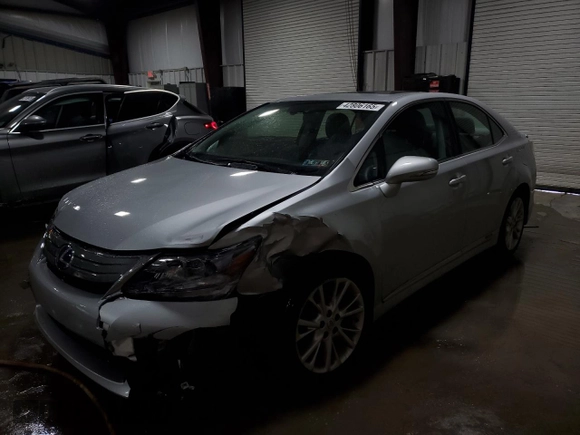 2010 Lexus HS 250h with VIN JTHBB1BA3A2020021, listed as a Copart auction lot 42806165 with 70,294 mi miles and Salvage Title. Bid and sale history available at DreamBid. Image 1.