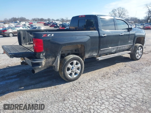 2019 Chevrolet Silverado 2500HD LTZ with VIN 1GC1KTEY4KF185765, listed as a IAAI auction lot 41488686 with 161,727 mi miles. Bid and sale history available at carsss.com. Image 4.