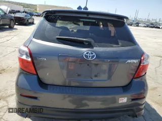 2010 Toyota Matrix S z VIN 2T1KE4EE7AC038080, wystawiony jako Copart lot #52586595 z przebiegiem 159 301 mil mil oraz Szkoda całkowita • Salvage title. Historia ofert i sprzedaży dostępna na DreamBid. Obrazek 6.