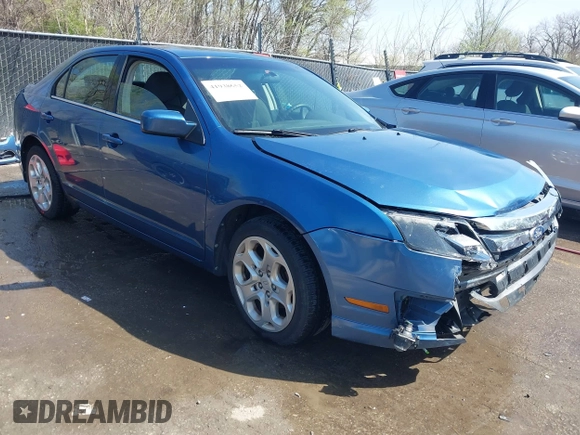 2010 Ford Fusion SE z VIN 3FAHP0HA0AR355625, wystawiony jako IAAI lot #41938652 z przebiegiem 157 660 mil mil oraz . Historia ofert i sprzedaży dostępna na DreamBid. Obrazek 1.