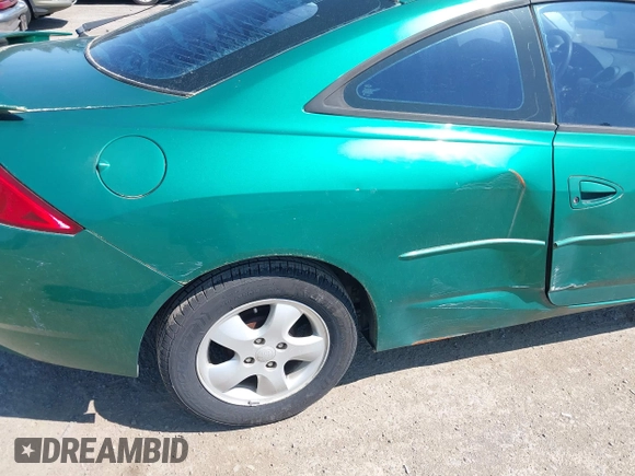 2002 Mercury Cougar z VIN 1ZWFT603725617814, wystawiony jako IAAI lot #42354235 z przebiegiem 236 231 mil mil oraz . Historia ofert i sprzedaży dostępna na DreamBid. Obrazek 6.