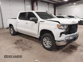 2023 Chevrolet Silverado 1500 LT with VIN 3GCUDDE85PG128770, listed as a IAAI auction lot 41675387 with 49,142 mi miles. Bid and sale history available at carsss.com. Image 1.
