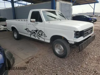 1988 Ford F-150 with VIN 1FTDF15Y2JNA12868, listed as a Copart auction lot 64960344 with 240,079 mi miles and Clean Title. Bid and sale history available at carsss.com. Image 4.