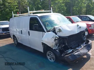 2004 Chevrolet Express Cargo z VIN 1GCFG15X041163524, wystawiony jako IAAI lot #42206916 z przebiegiem 150 765 mil mil oraz . Historia ofert i sprzedaży dostępna na DreamBid. Obrazek 1.