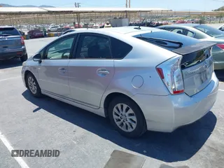 2014 Toyota Prius with VIN JTDKN3DP1E3051337, listed as a IAAI auction lot 42526207 with 306,478 mi miles and . Bid and sale history available at DreamBid. Image 3.