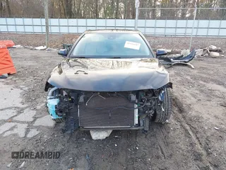 2022 Toyota Camry SE with VIN 4T1G11AK4NU640970, listed as a IAAI auction lot 41124147 with 33,472 mi miles and . Bid and sale history available at DreamBid. Image 6.