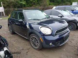 2016 MINI Countryman S с VIN WMWZC5C56GWU02063, выставлен на аукционе IAAI как лот 42700641 с пробегом 157 960 миль миль и . История ставок и продаж доступна на DreamBid. Изображение 1.