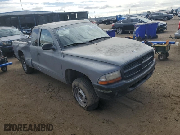 2001 Dodge Dakota SLT with VIN 1B7GG22X21S182371, listed as a Copart auction lot 76330064 with 140,917 mi miles and Non Repairable. Bid and sale history available at DreamBid. Image 4.