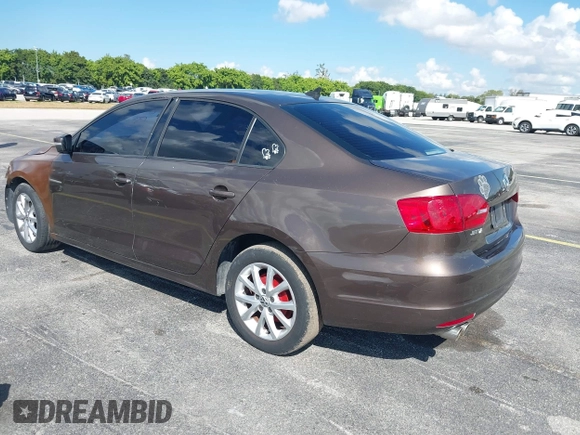 2011 Volkswagen Jetta SE with VIN 3VWDZ7AJ3BM396168, listed as a IAAI auction lot 41682745 with 127,052 mi miles and . Bid and sale history available at DreamBid. Image 3.
