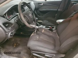 2013 Dodge Dart SE z VIN 1C3CDFAA1DD198103, wystawiony jako Copart lot #52250855 z przebiegiem 119 890 mil mil oraz Szkoda całkowita • Salvage title. Historia ofert i sprzedaży dostępna na DreamBid. Obrazek 7.