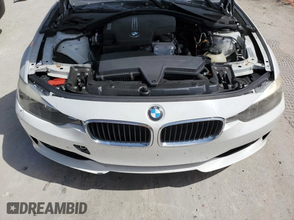 2013 BMW 3 Series 328i with VIN WBA3A5G51DNP25461, listed as a Copart auction lot 55478925 with 103,492 mi miles and Clean Title. Bid and sale history available at carsss.com. Image 11.