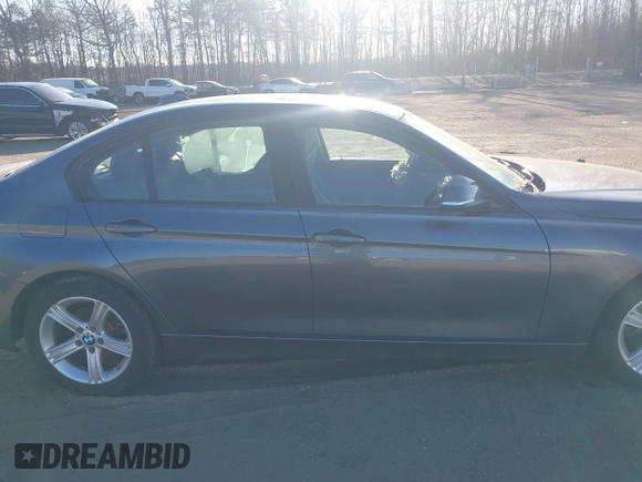 2015 BMW 3 Series 328i xDrive with VIN WBA3B5G5XFNS13908, listed as a IAAI auction lot 41638788 with 54,584 mi miles. Bid and sale history available at carsss.com. Image 13.