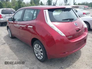 2015 Nissan LEAF SL with VIN 1N4AZ0CP5FC300083, listed as a IAAI auction lot 42560524 with 41,968 mi miles and . Bid and sale history available at DreamBid. Image 3.