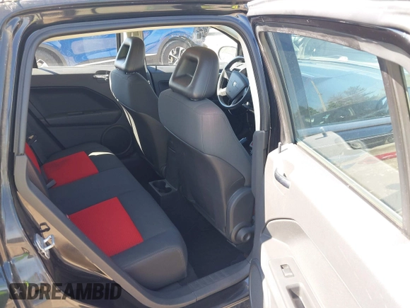 2009 Dodge Caliber R/T z VIN 1B3HB78B79D111647, wystawiony jako IAAI lot #42115580 z przebiegiem 54 451 mil mil oraz . Historia ofert i sprzedaży dostępna na DreamBid. Obrazek 8.