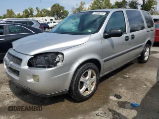 2008 Chevrolet Uplander LS with VIN 1GNDV23138D139490, listed as a Copart auction lot 70495214 with 169,097 mi miles and Salvage Title. Bid and sale history available at carsss.com. Image 1.