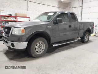 2008 Ford F-150 XLT with VIN 1FTPX14V88FA55200, listed as a IAAI auction lot 41612588 with 214,910 mi miles. Bid and sale history available at carsss.com. Image 2.