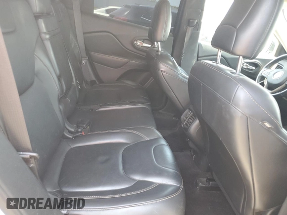2017 Jeep Cherokee Limited z VIN 1C4PJLDB2HW539611, wystawiony jako Copart lot #59363875 z przebiegiem 131 236 mil mil oraz Szkoda całkowita • Salvage title. Historia ofert i sprzedaży dostępna na DreamBid. Obrazek 11.