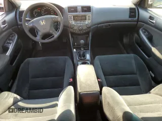 2006 Honda Accord LX SE z VIN 1HGCM55336A121367, wystawiony jako Copart lot #53382145 z przebiegiem 271 736 mil mil oraz Szkoda całkowita • Salvage title. Historia ofert i sprzedaży dostępna na DreamBid. Obrazek 8.