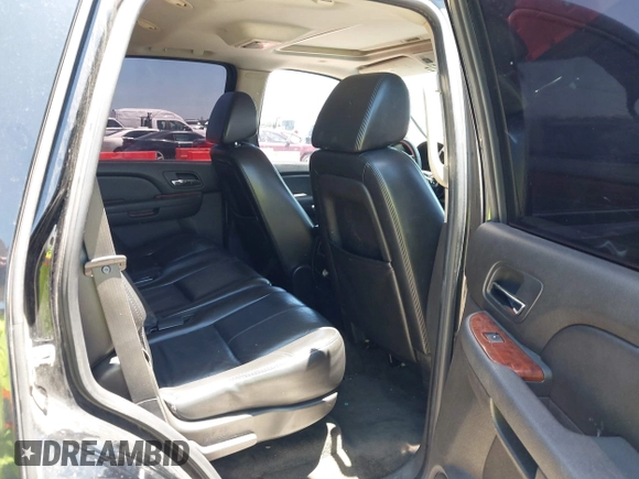 2007 Chevrolet Tahoe LS with VIN 1GNFC13J37R359934, listed as a IAAI auction lot 42306853 with 251,389 mi miles and . Bid and sale history available at DreamBid. Image 8.